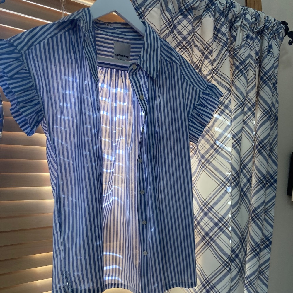 Pinstripe Button Down Shirt Blue/White Size XS